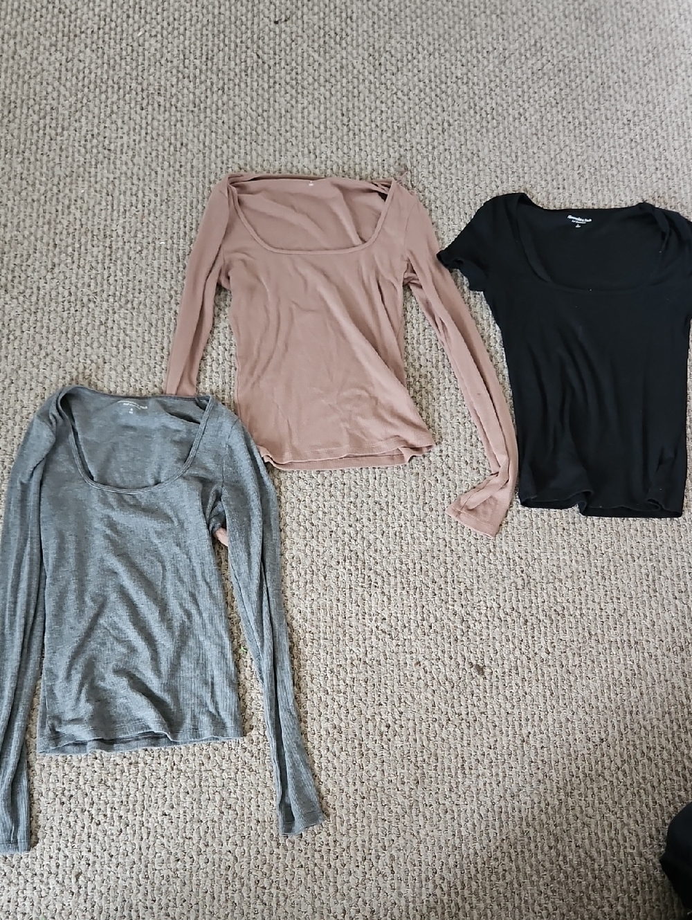 Abercrombie And Fitch Essentials Ribbed Scoopneck Long Short  Sleeve Tops Ribbed